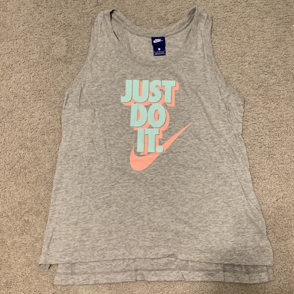 Nike Tank Tops - Picture 11 of 13